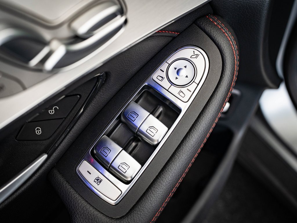 2022 Mercedes Benz GLC 43 AMG photo 23