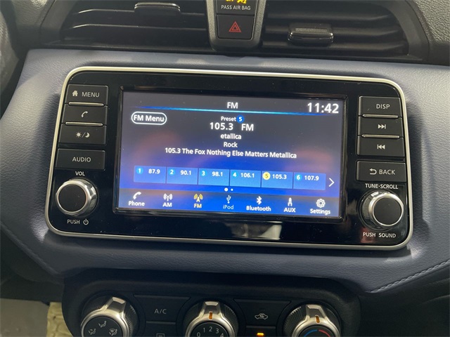 2023 Nissan Versa 1.6 SV photo 16