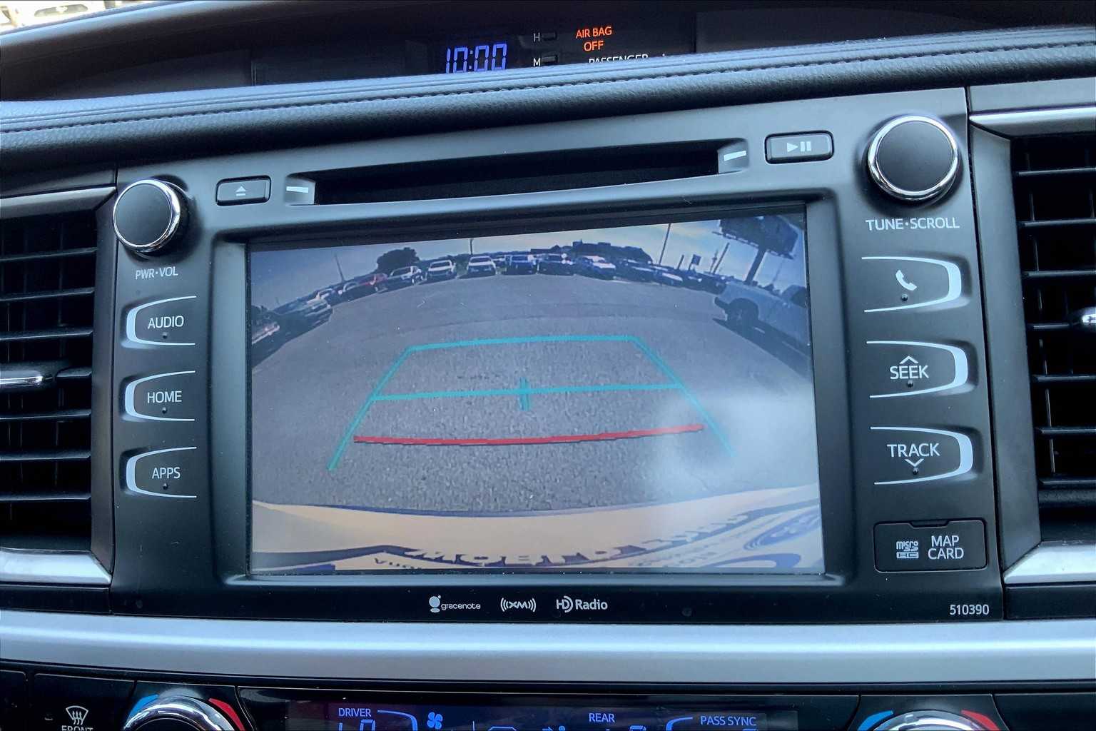 2019 Toyota Highlander XLE photo 21