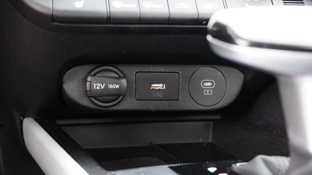 2024 Hyundai Elantra Limited photo 34