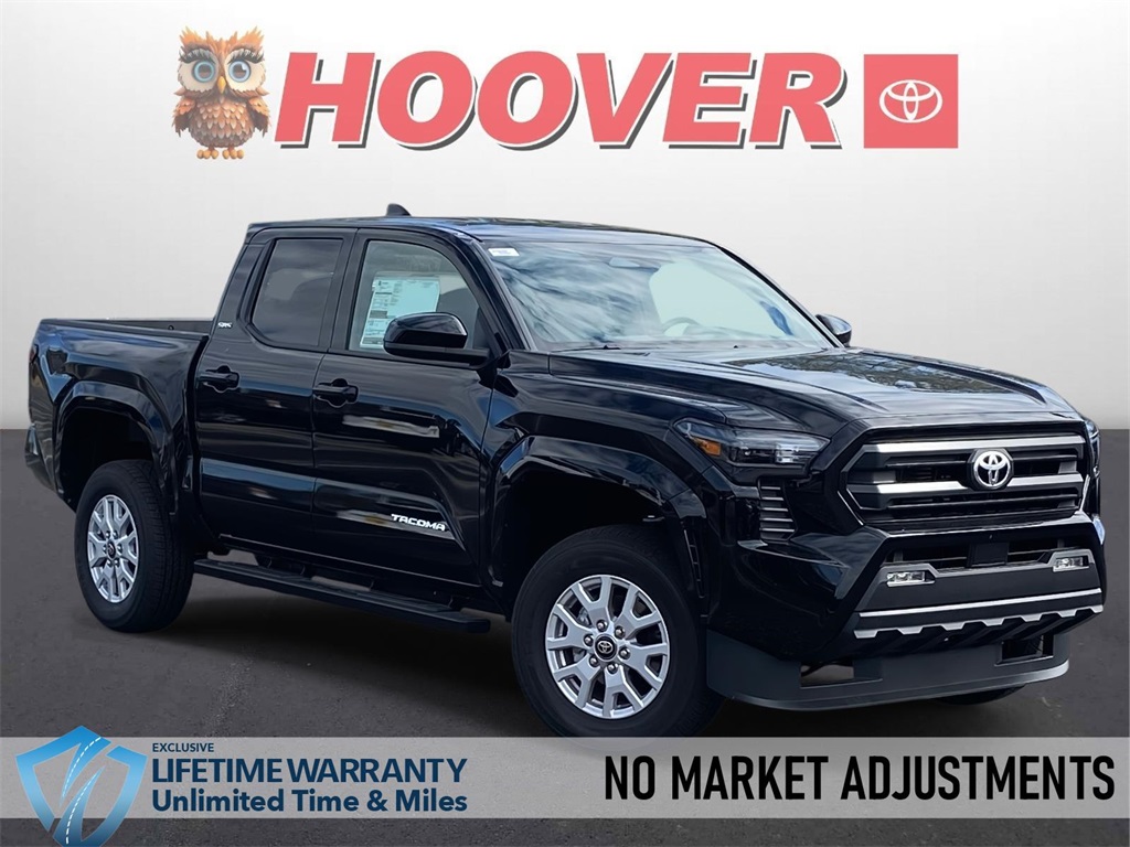 2025 Toyota Tacoma SR5's photo