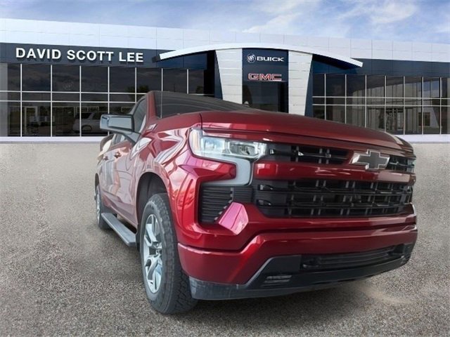 2024 Chevrolet Silverado 1500 RST photo 3