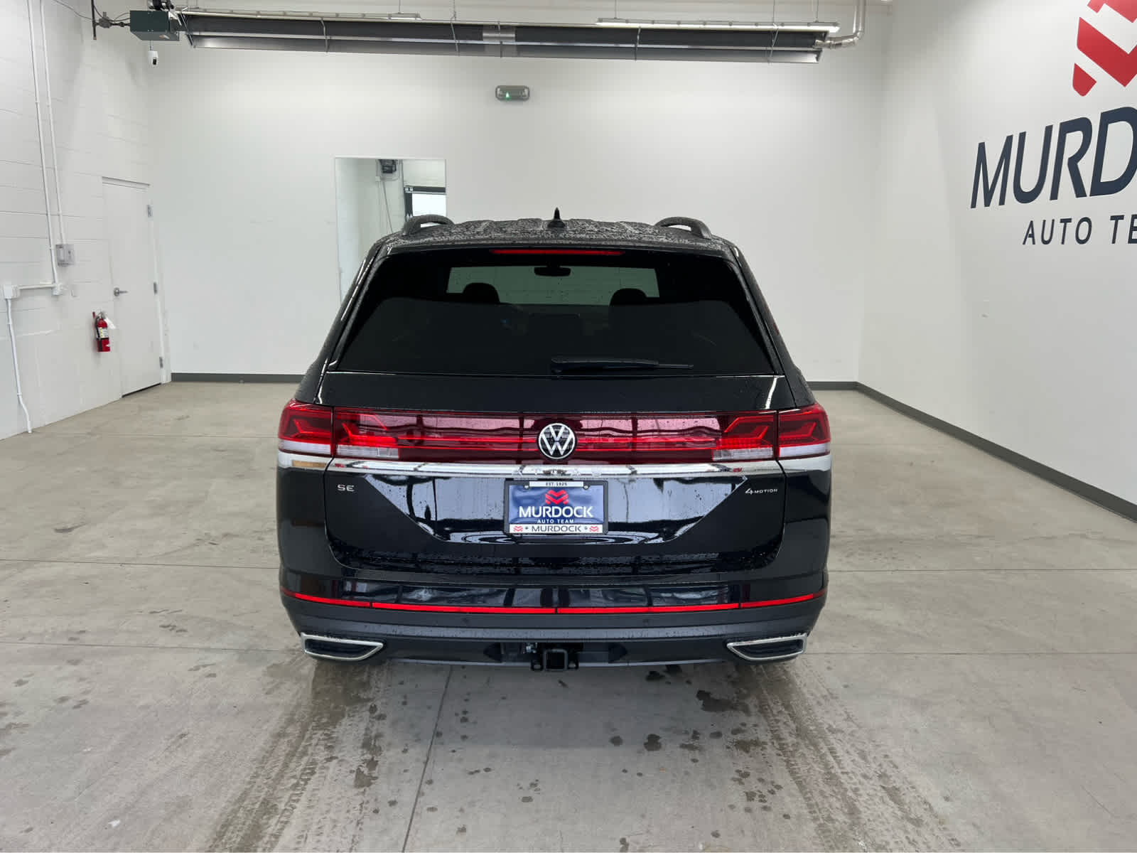 2025 Volkswagen Atlas SE Technology photo 2