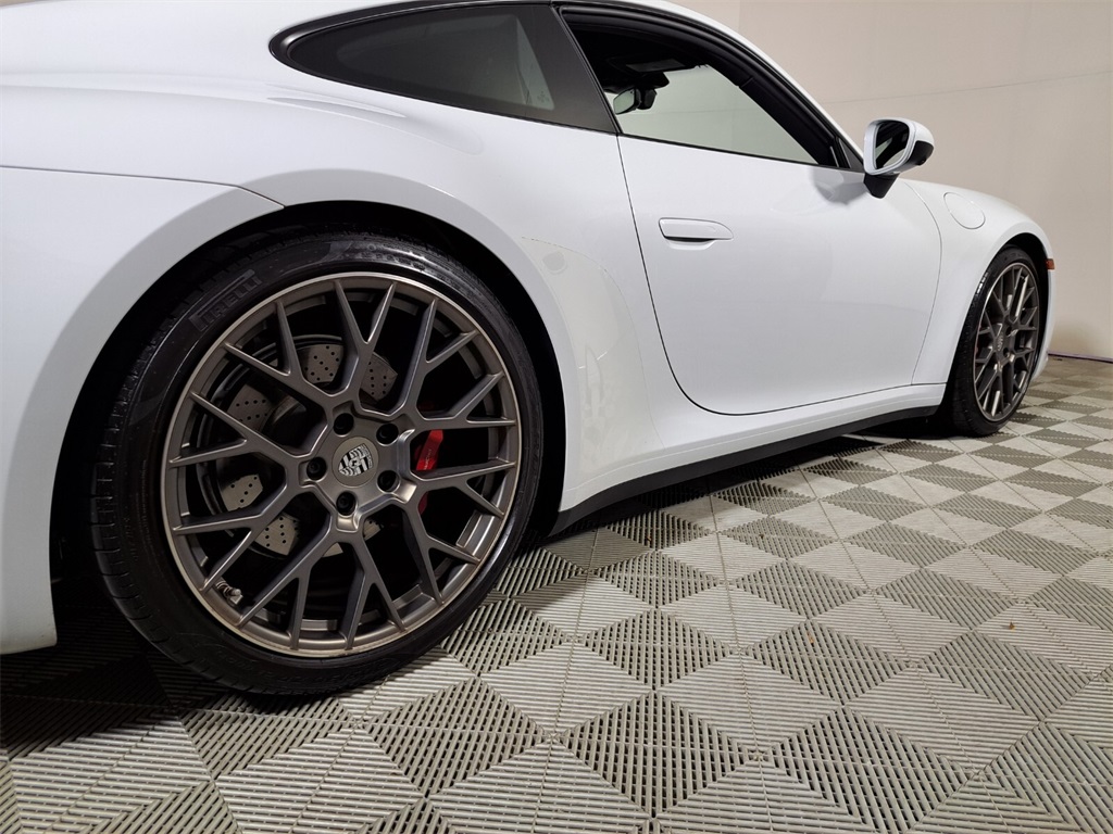 Used 2021 White Porsche Carrera 4S image 4