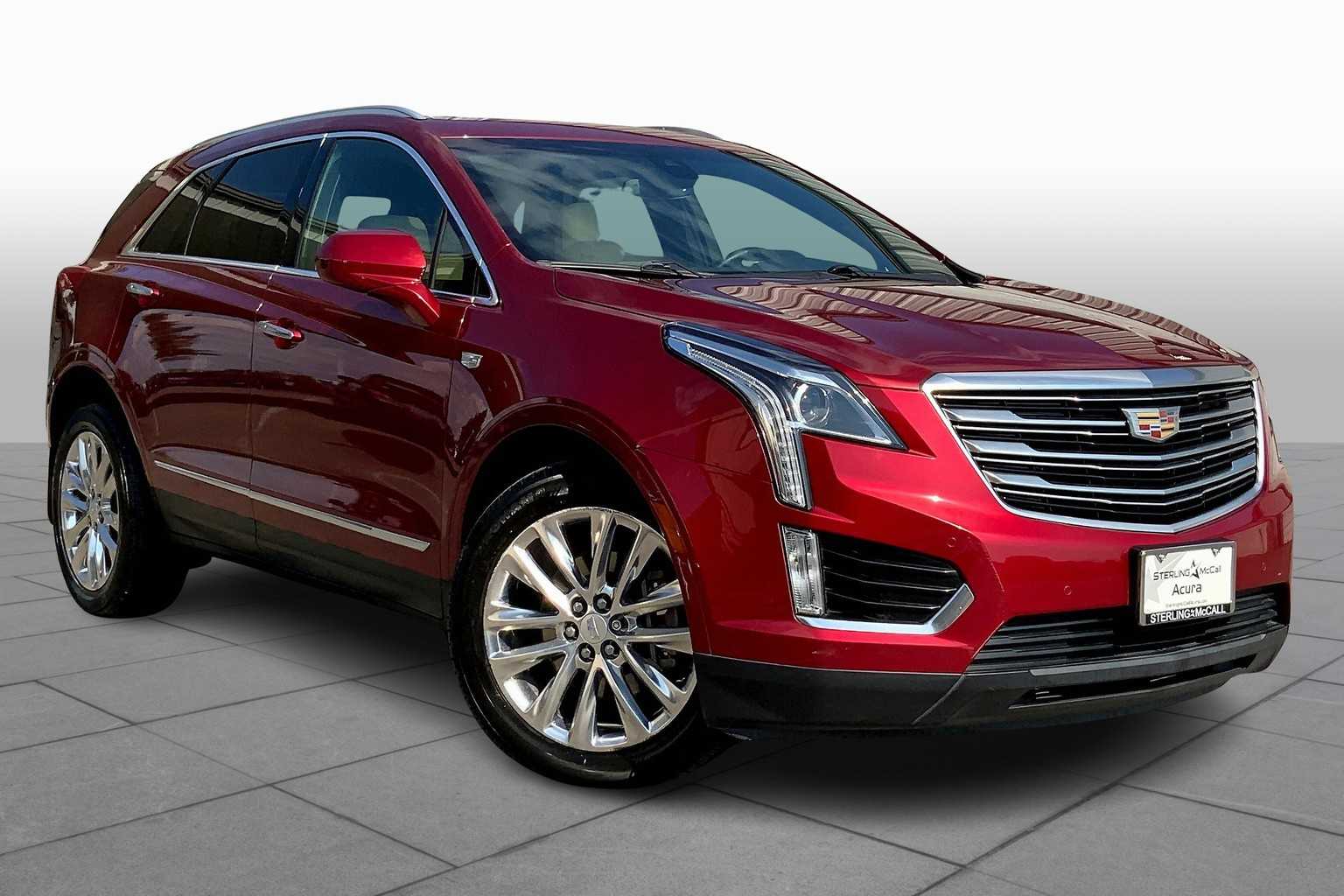 2019 Cadillac XT5 Luxury photo 2