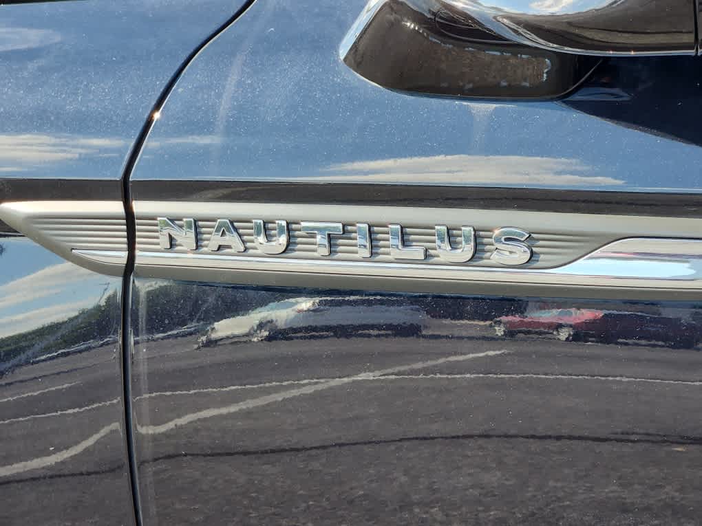 2019 Lincoln Nautilus Reserve photo 21