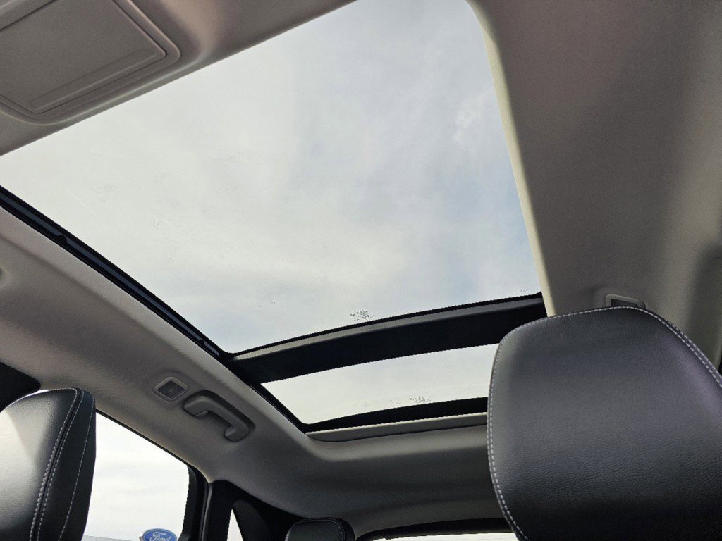 2025 Ford Escape Plug-In Hybrid photo 22