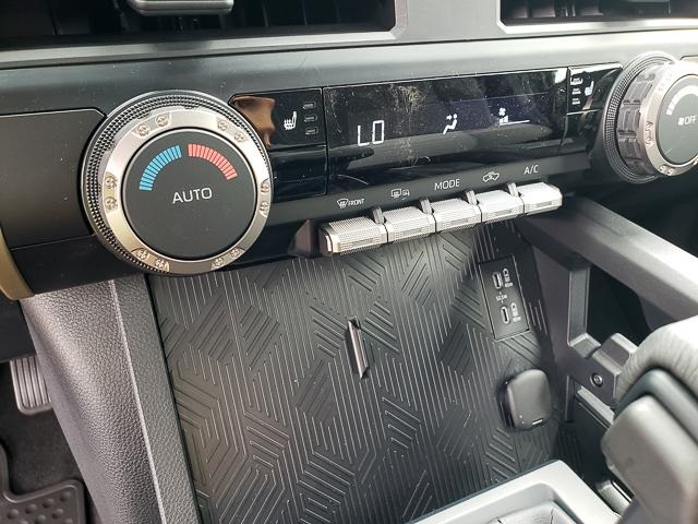 2025 Toyota Tacoma TRD Off-Road 4x4 Double Cab photo 12