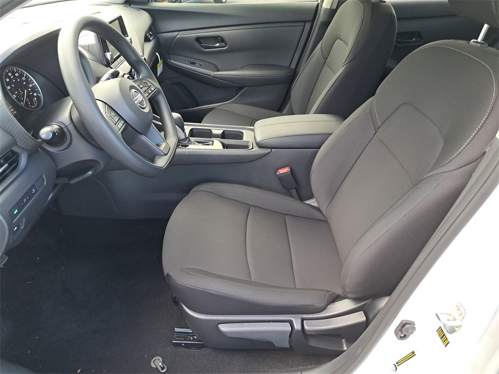 2025 Nissan Sentra S photo 19