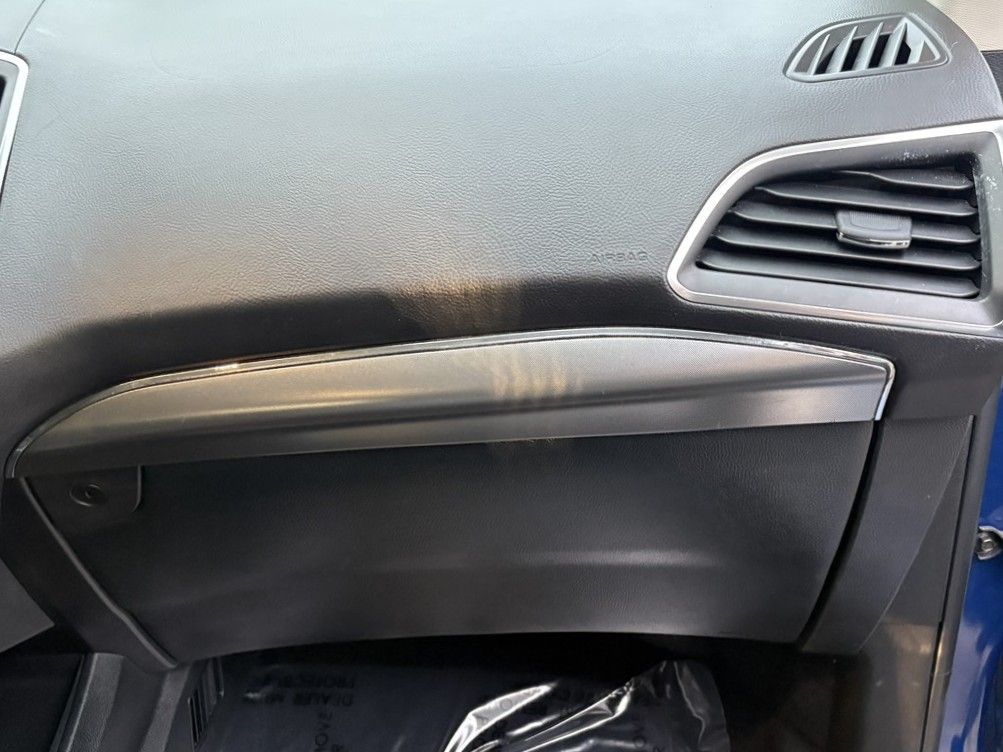 2022 Ford Edge Titanium photo 30