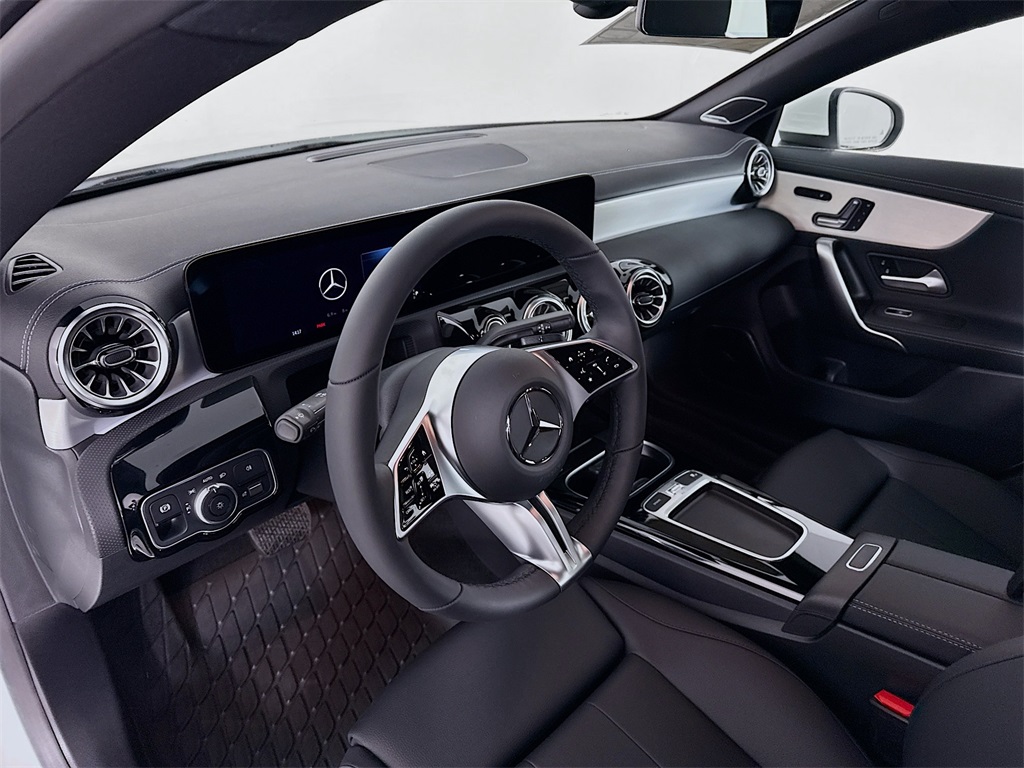 2026 Mercedes Benz CLA 250 4MATIC photo 4