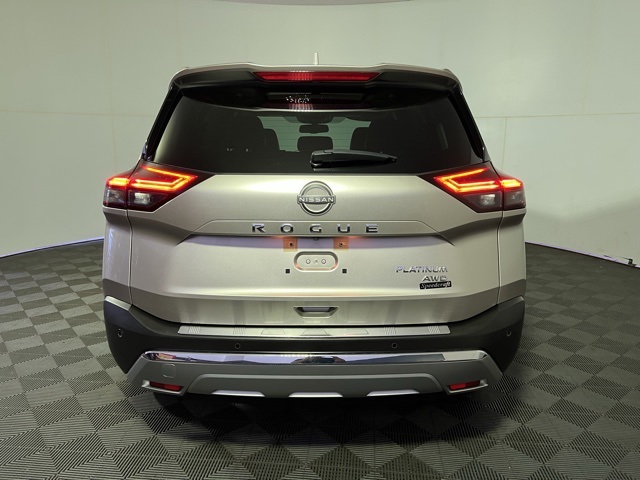 2023 Nissan Rogue Platinum photo 6