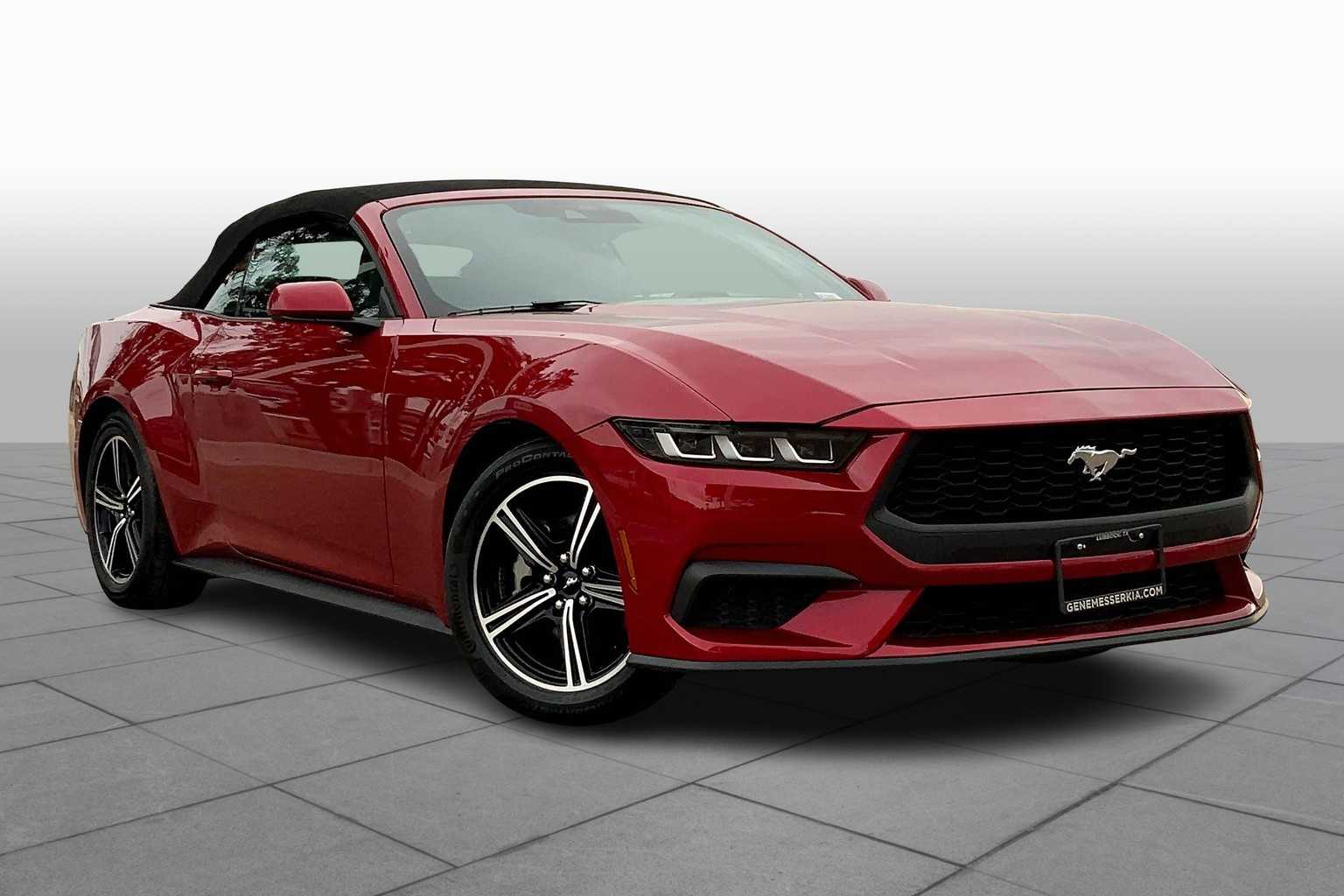 2024 Ford Mustang EcoBoost Convertible photo 4