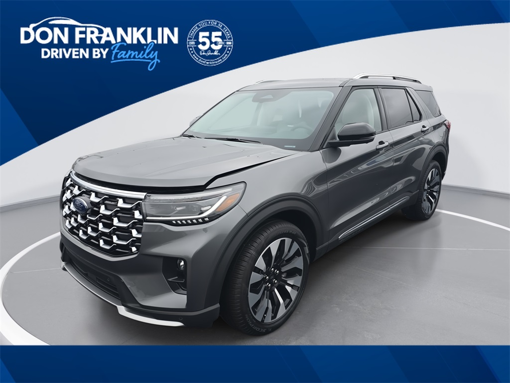 2026 Ford Explorer Platinum's photo