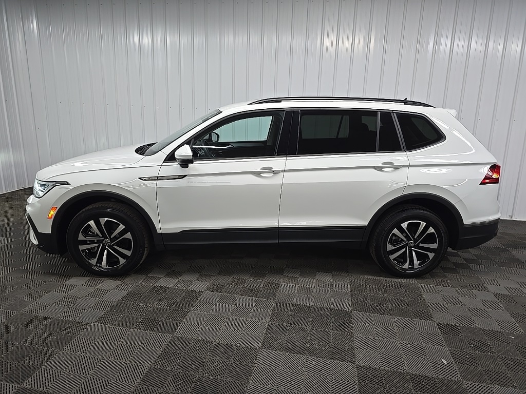 2022 Volkswagen Tiguan S photo 5