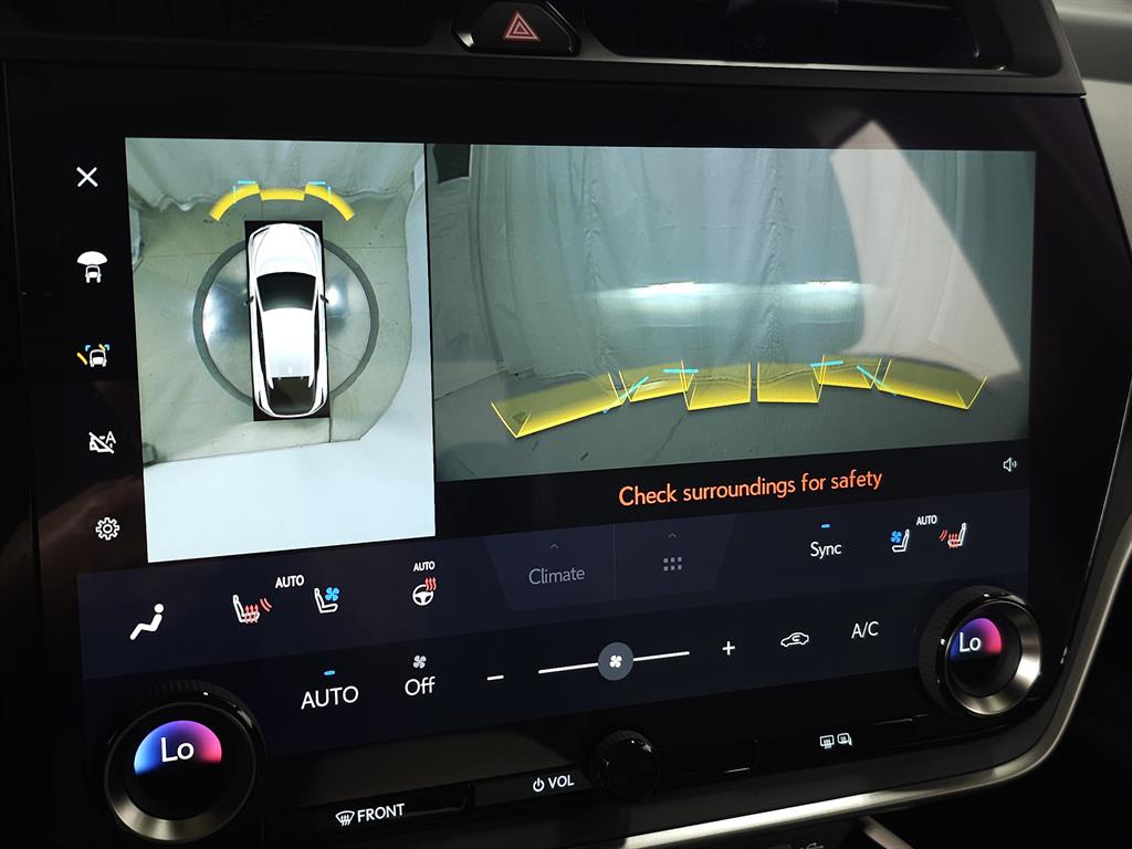 2023 Lexus RZ 450e photo 28
