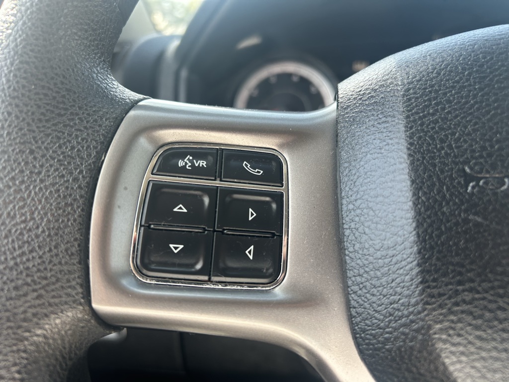 2022 Ram 1500 Classic SLT photo 12