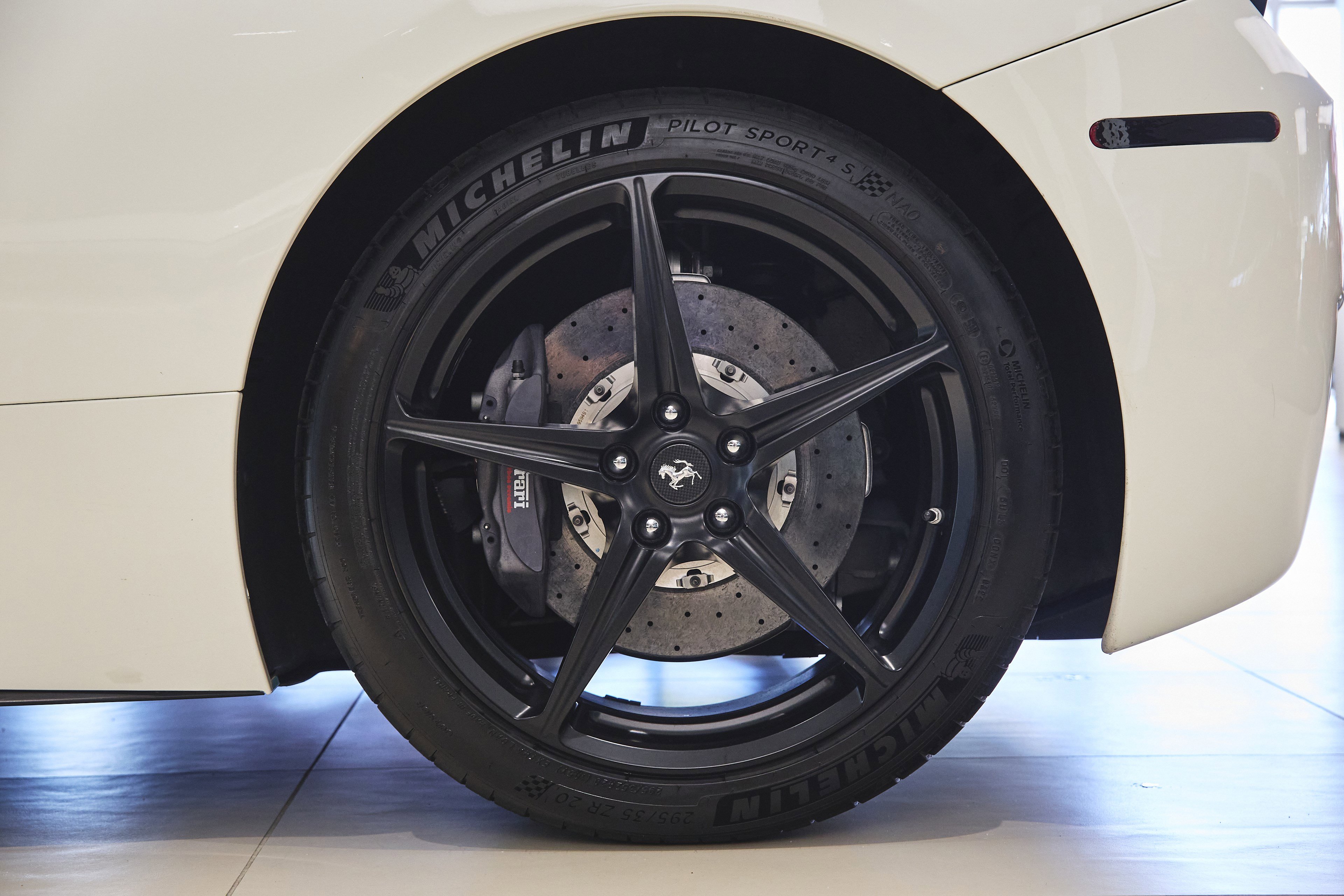 2015 Ferrari 458 Spider photo 21