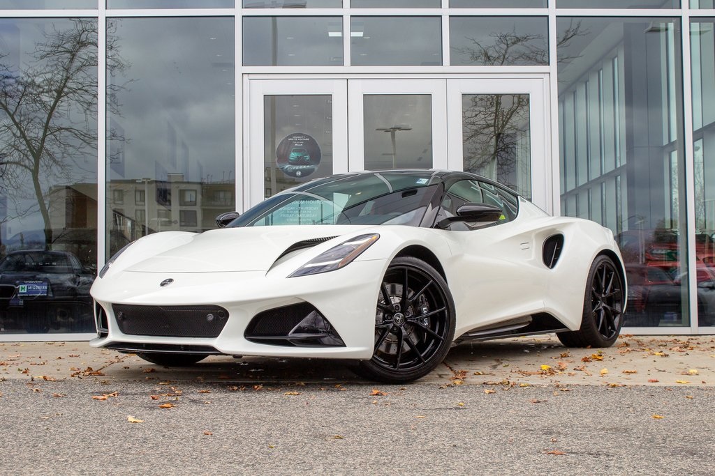 Pre-Owned 2025 Lotus Emira SE's photo