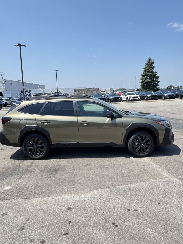2025 Subaru Outback Onyx Edition photo 2
