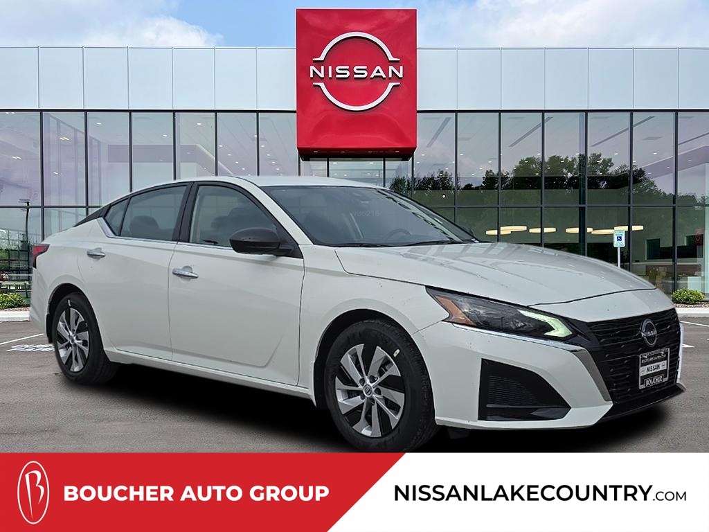 2025 Nissan Altima S's photo