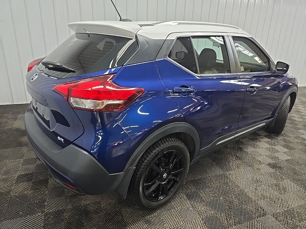 2019 Nissan Kicks SR photo 10