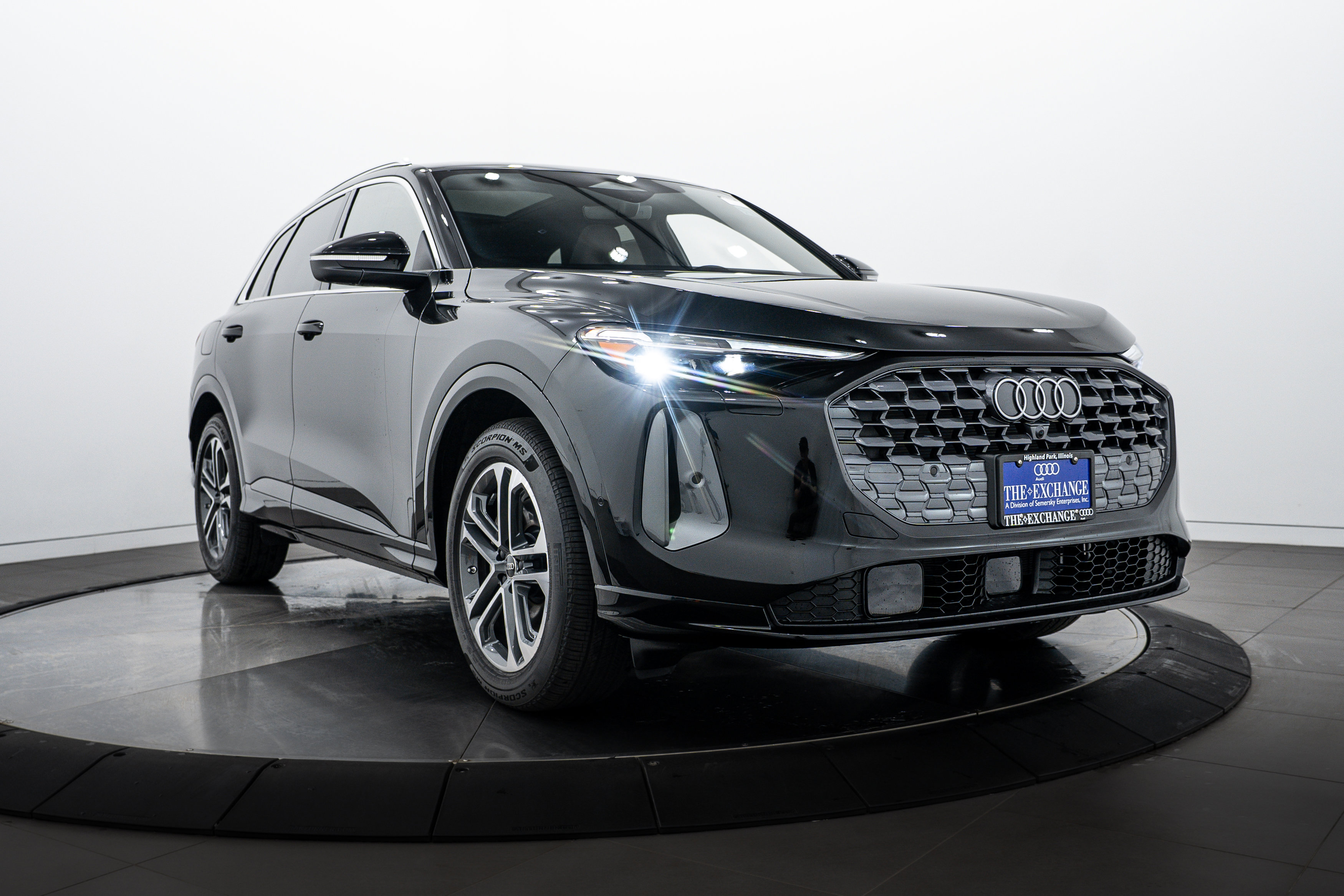 2025 Audi Q5 Premium Prestige photo 2