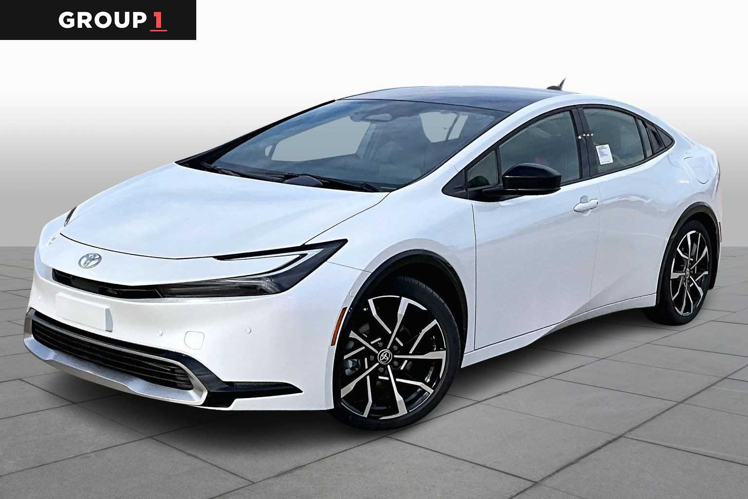 2026 Toyota Prius XSE Premium's photo