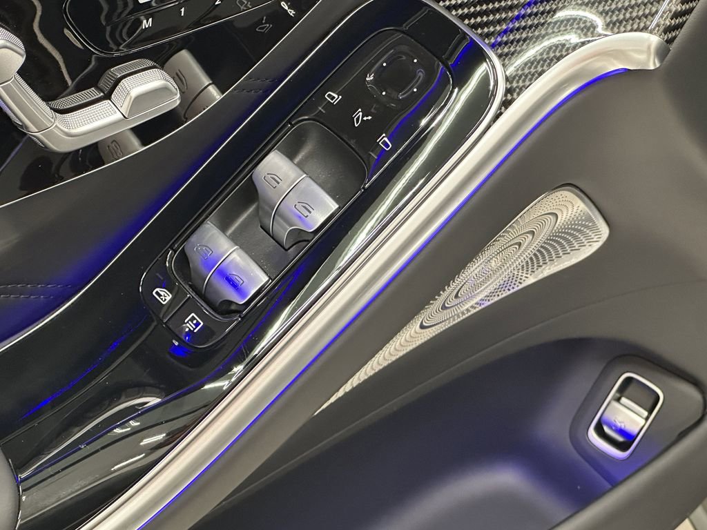 2026 Mercedes Benz S AMG 63 e 4MATIC photo 11