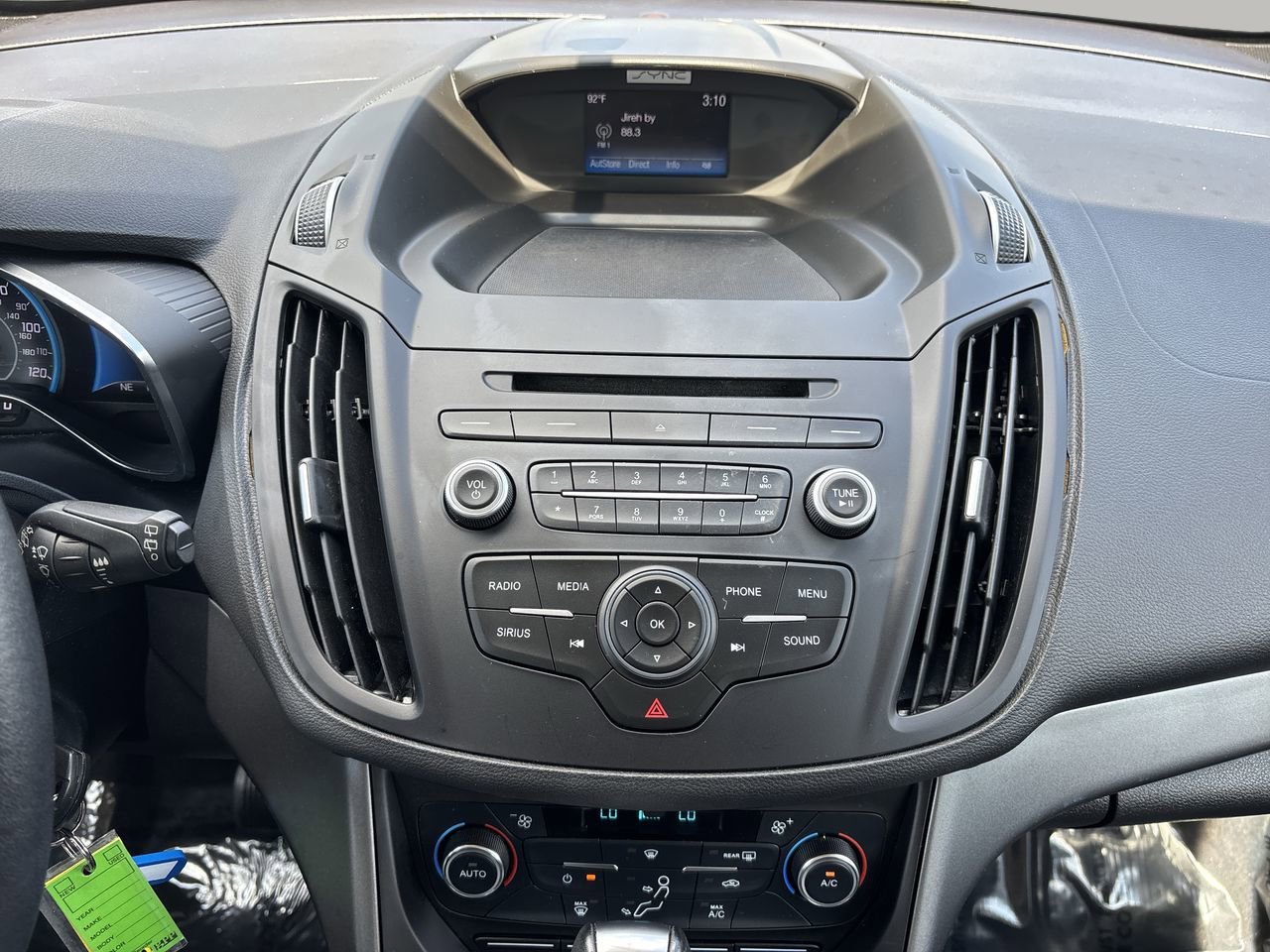 2017 Ford C-Max Hybrid SE photo 20