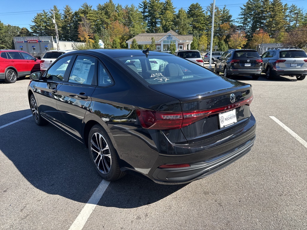 2026 Volkswagen Jetta 1.5T Sport photo 4
