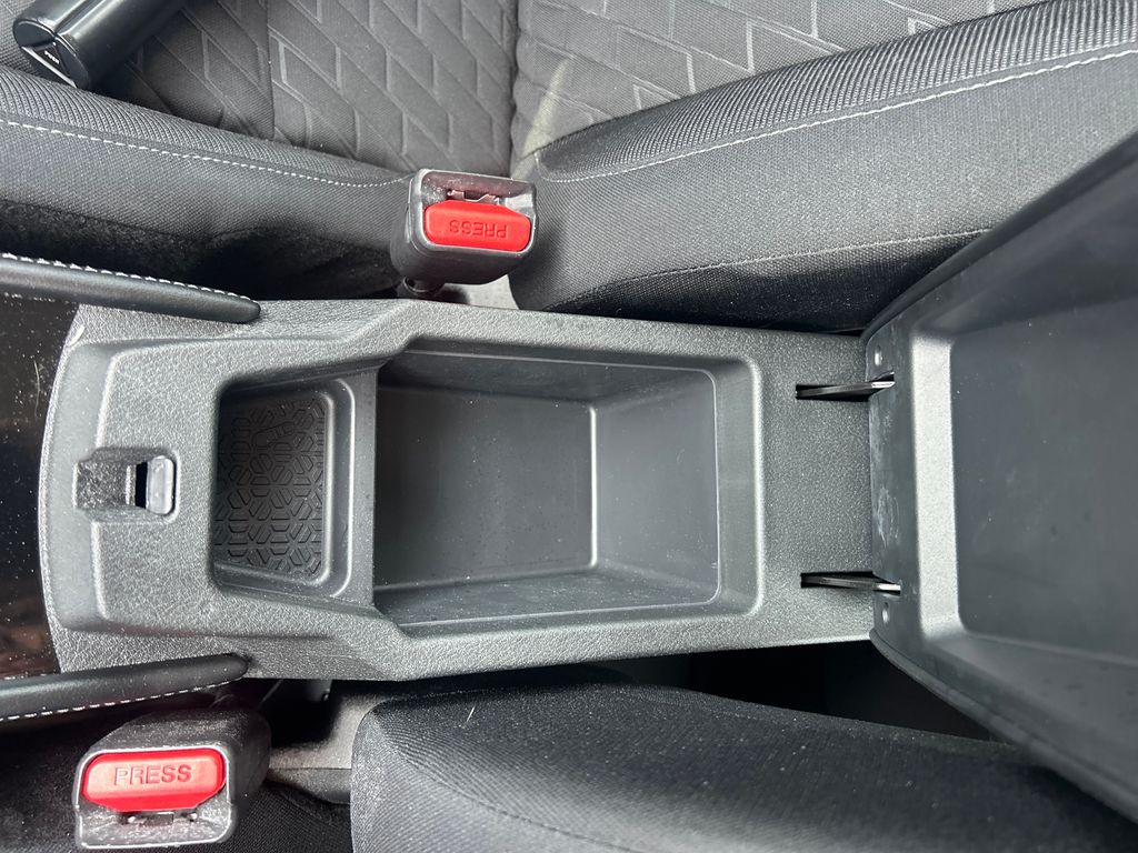 2023 Nissan Kicks SV photo 35