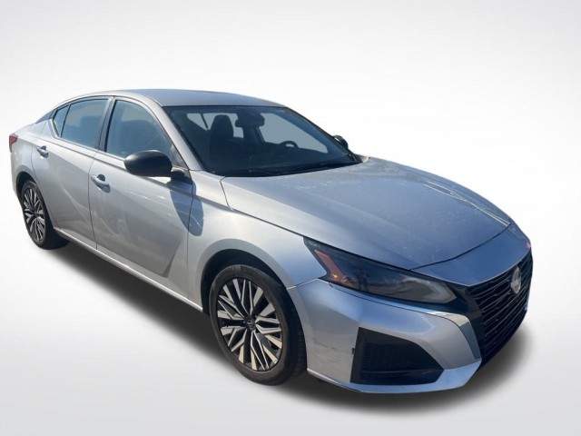 2024 Nissan Altima SV