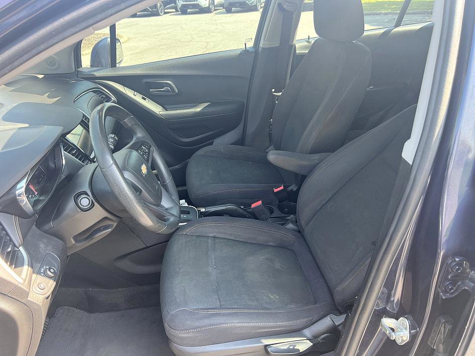 2018 Chevrolet Trax LS photo 14