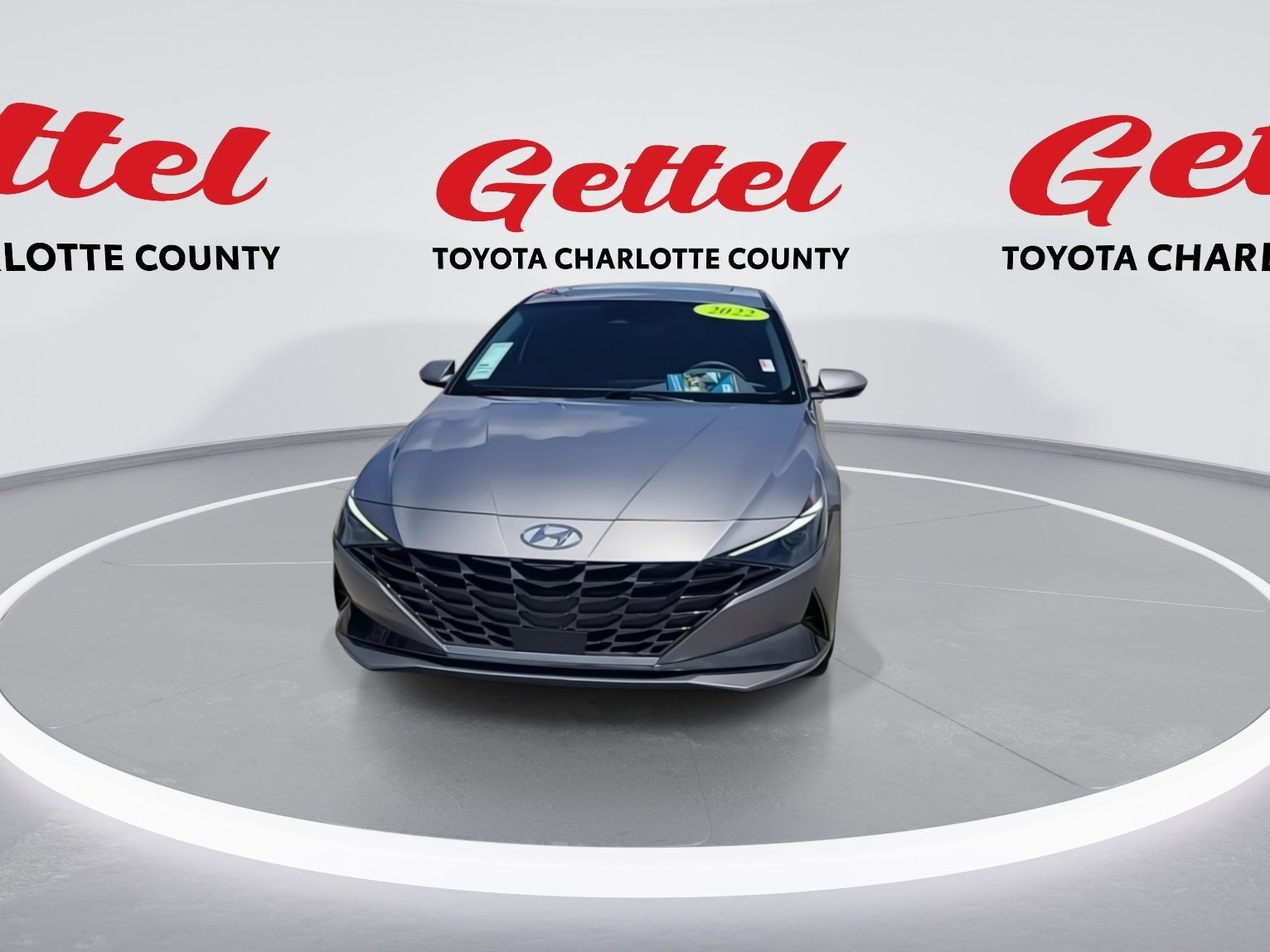 2022 Hyundai Elantra SEL photo 3