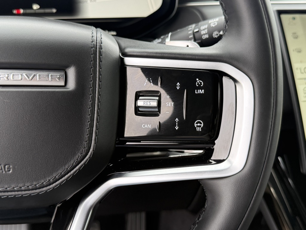 2025 Land Rover Range Rover Sport P360 S photo 14