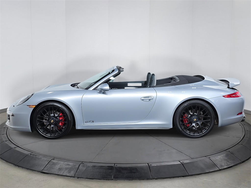 2015 Porsche 911 GTS photo 10