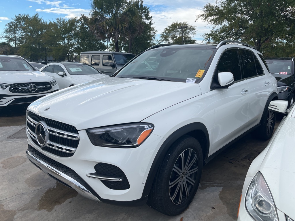 2025 Mercedes Benz GLE 450 4MATIC photo 2