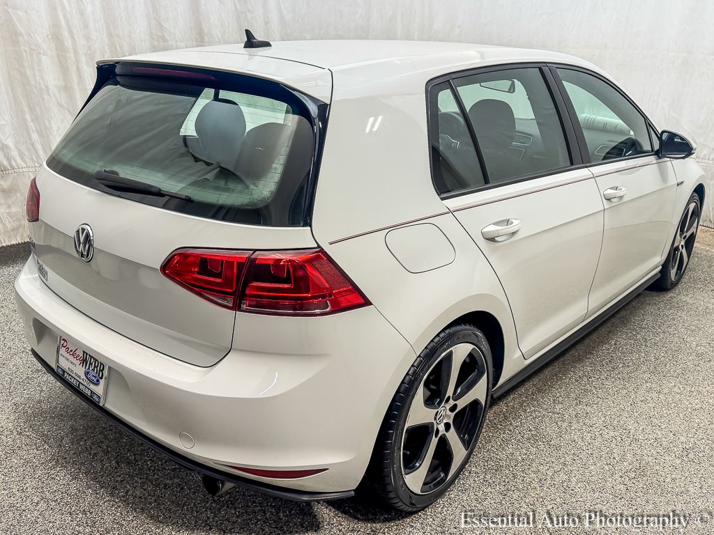 2016 VOLKSWAGEN GOLF GTI - Image 9