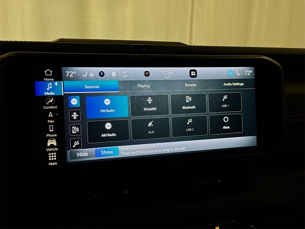 2025 Jeep Wrangler Sahara photo 24