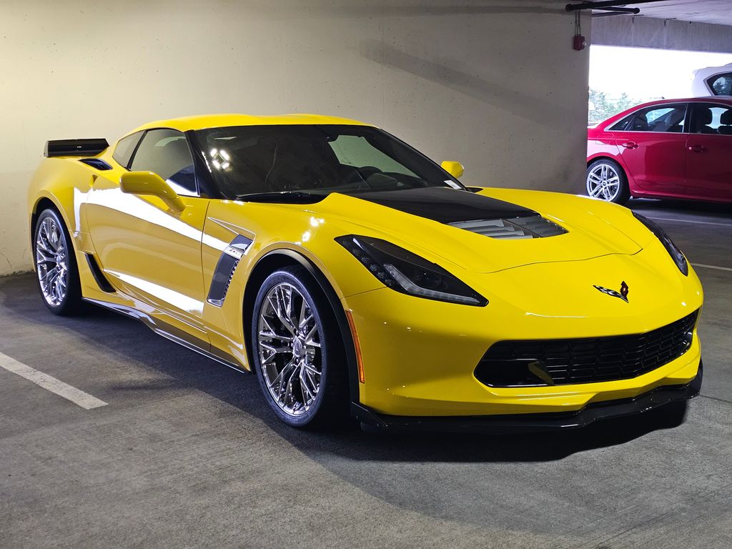 2015 Chevrolet Corvette Stingray 3LZ Z06 photo 2
