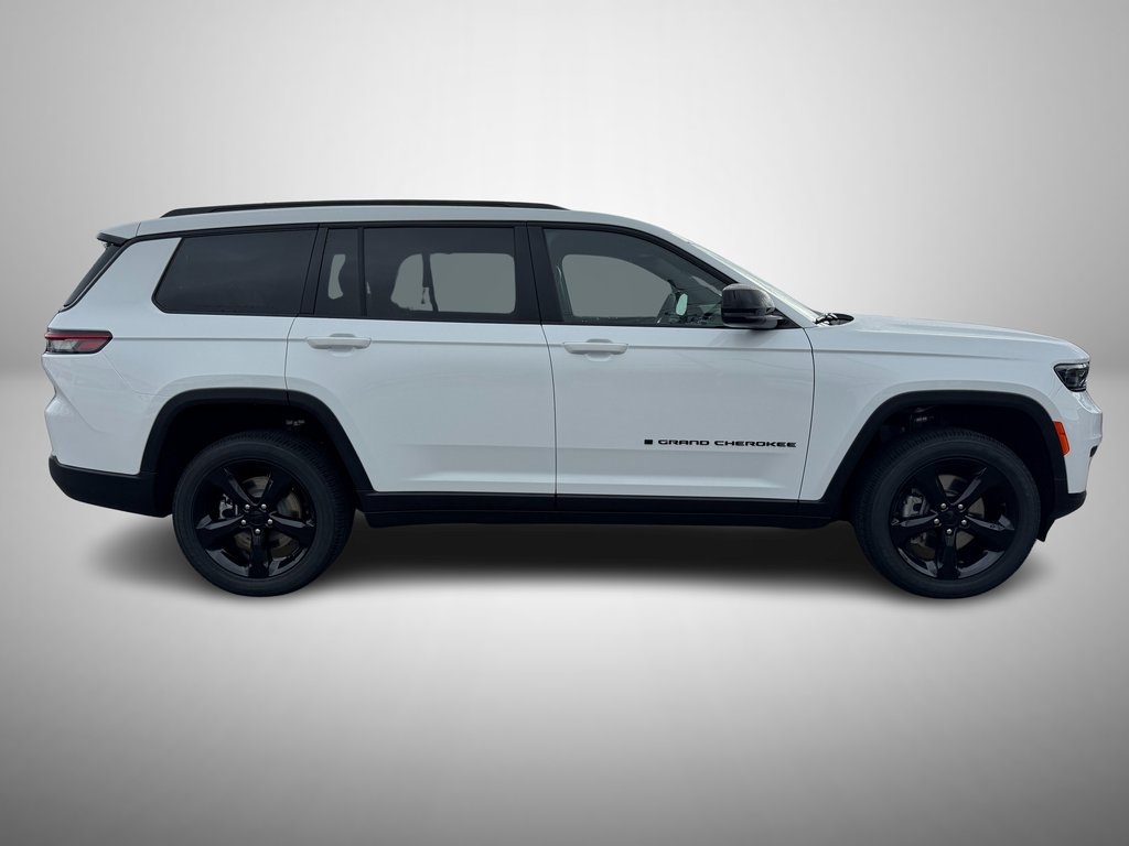 2025 Jeep Grand Cherokee Altitude X photo 5
