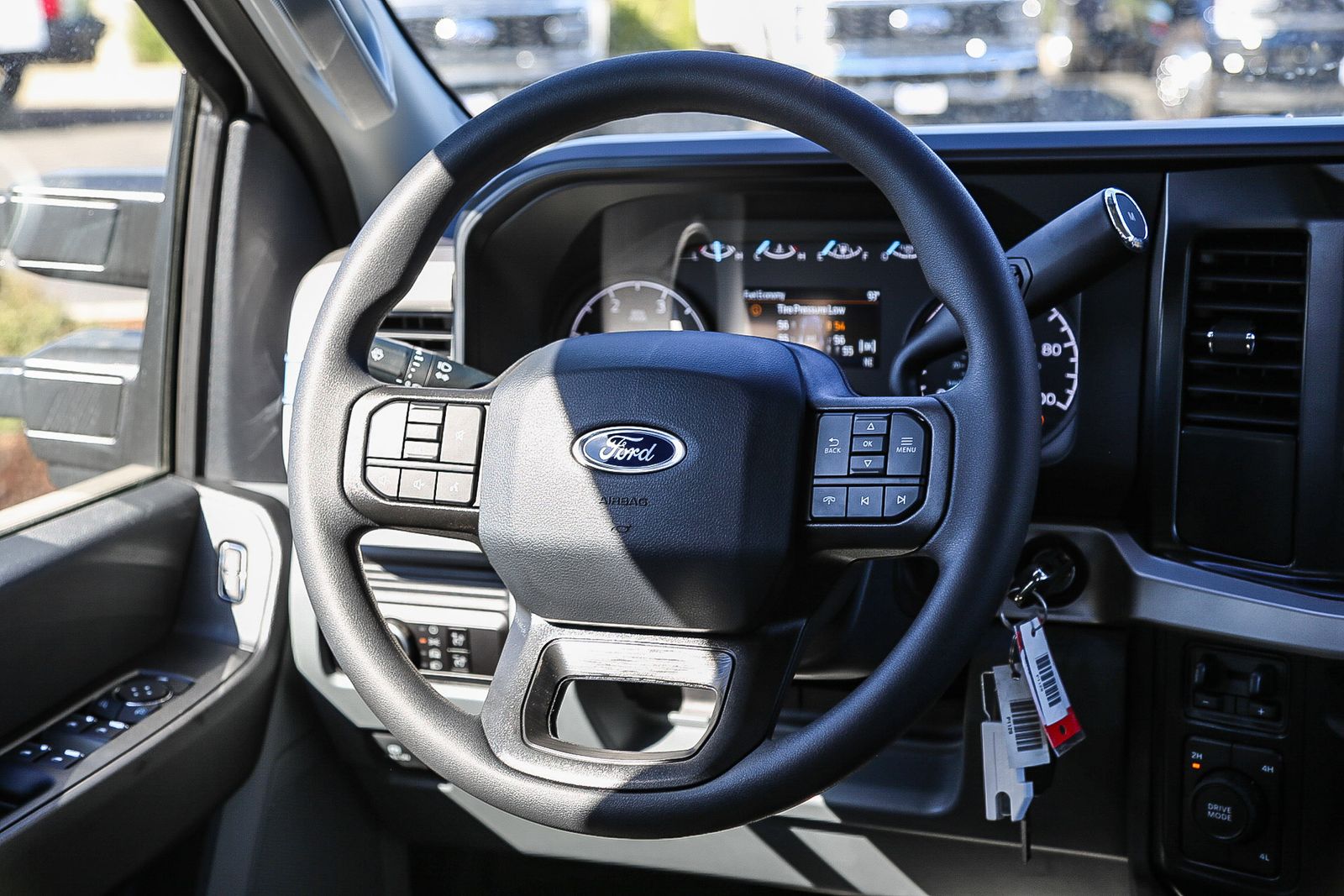 2025 Ford F-350 XL photo 6