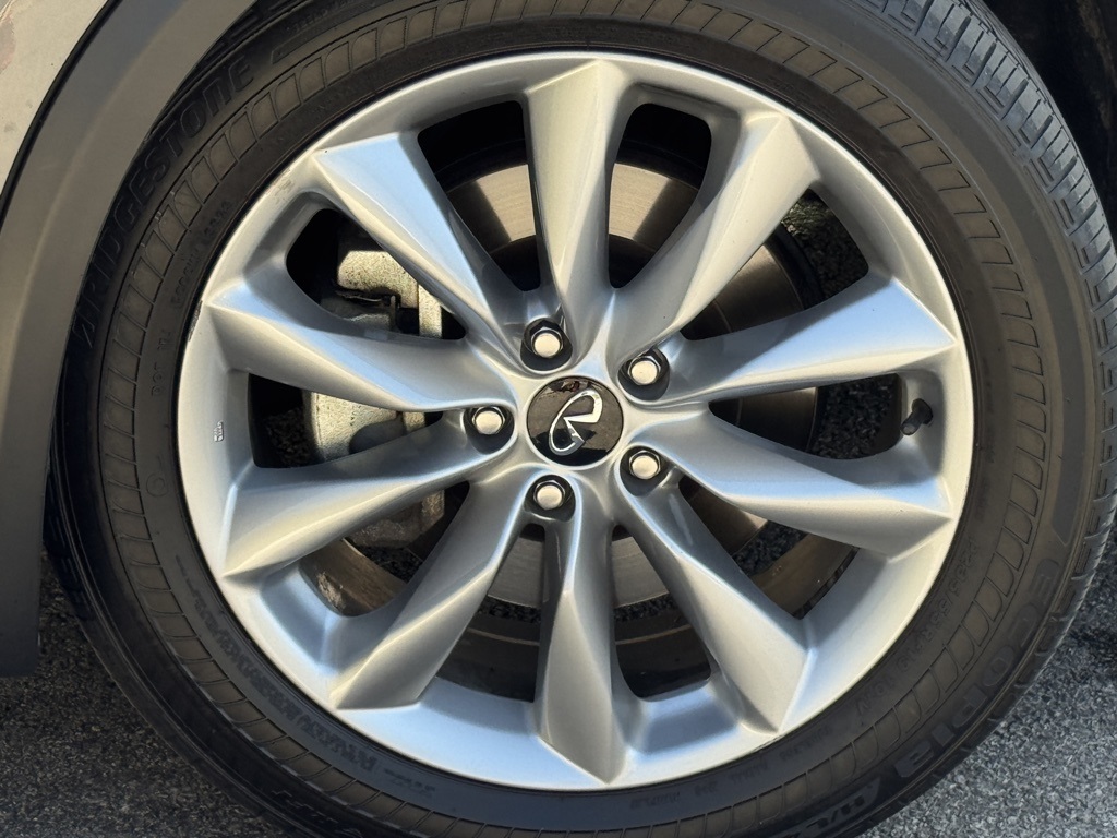 2021 Infiniti QX50 Luxe photo 7