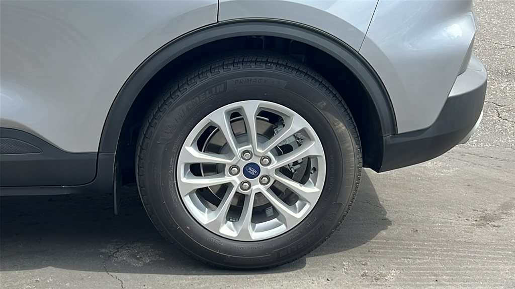 2022 Ford Escape SE photo 5