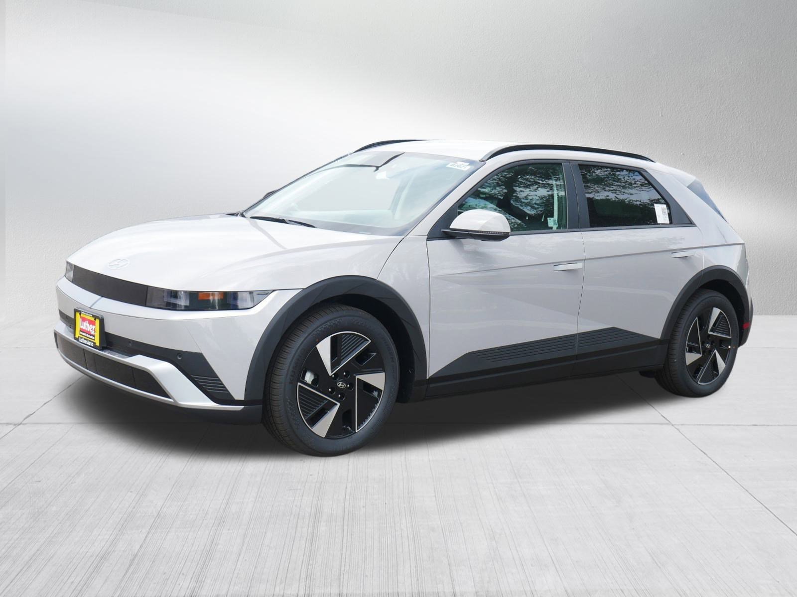 2025 Hyundai Ioniq 5 SEL photo 2