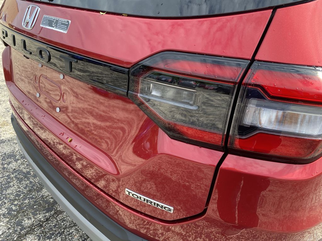 2025 Honda Pilot Touring photo 33