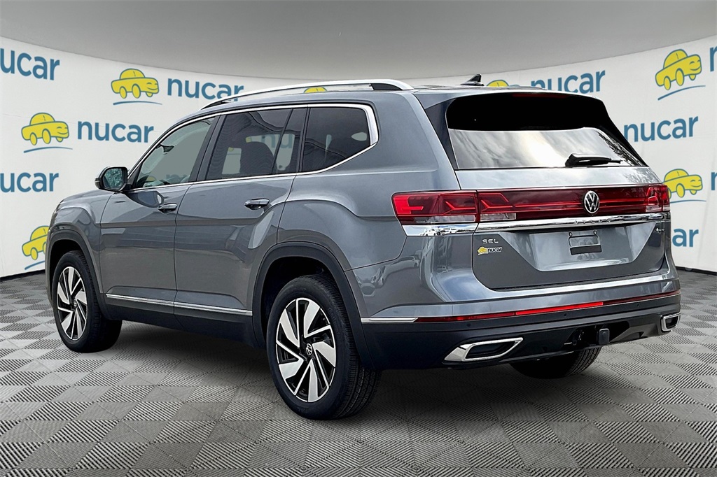 2025 Volkswagen Atlas SEL photo 4