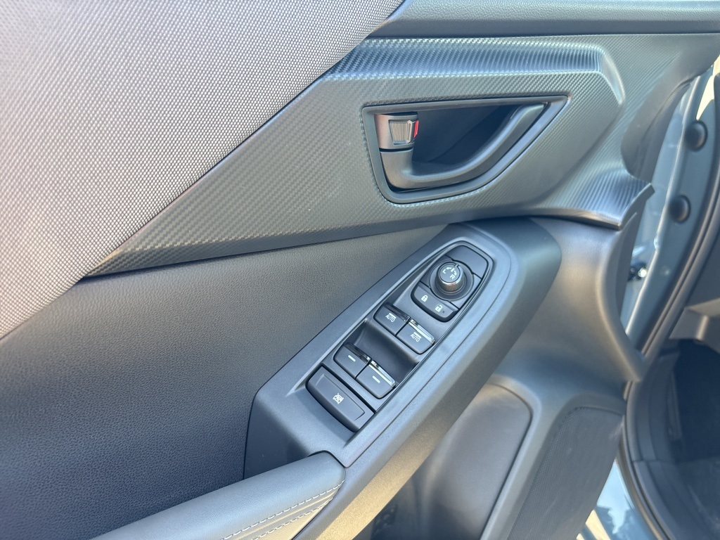 2025 Subaru Crosstrek Premium photo 15