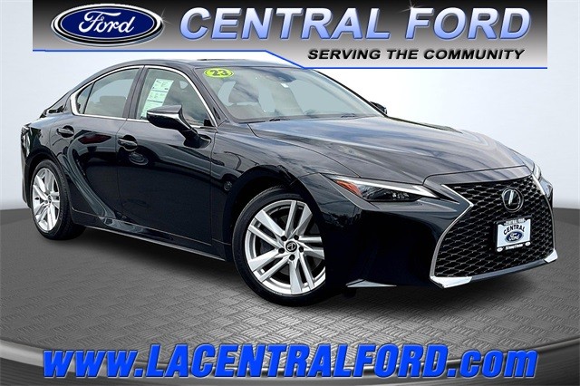 2023 Lexus IS 300